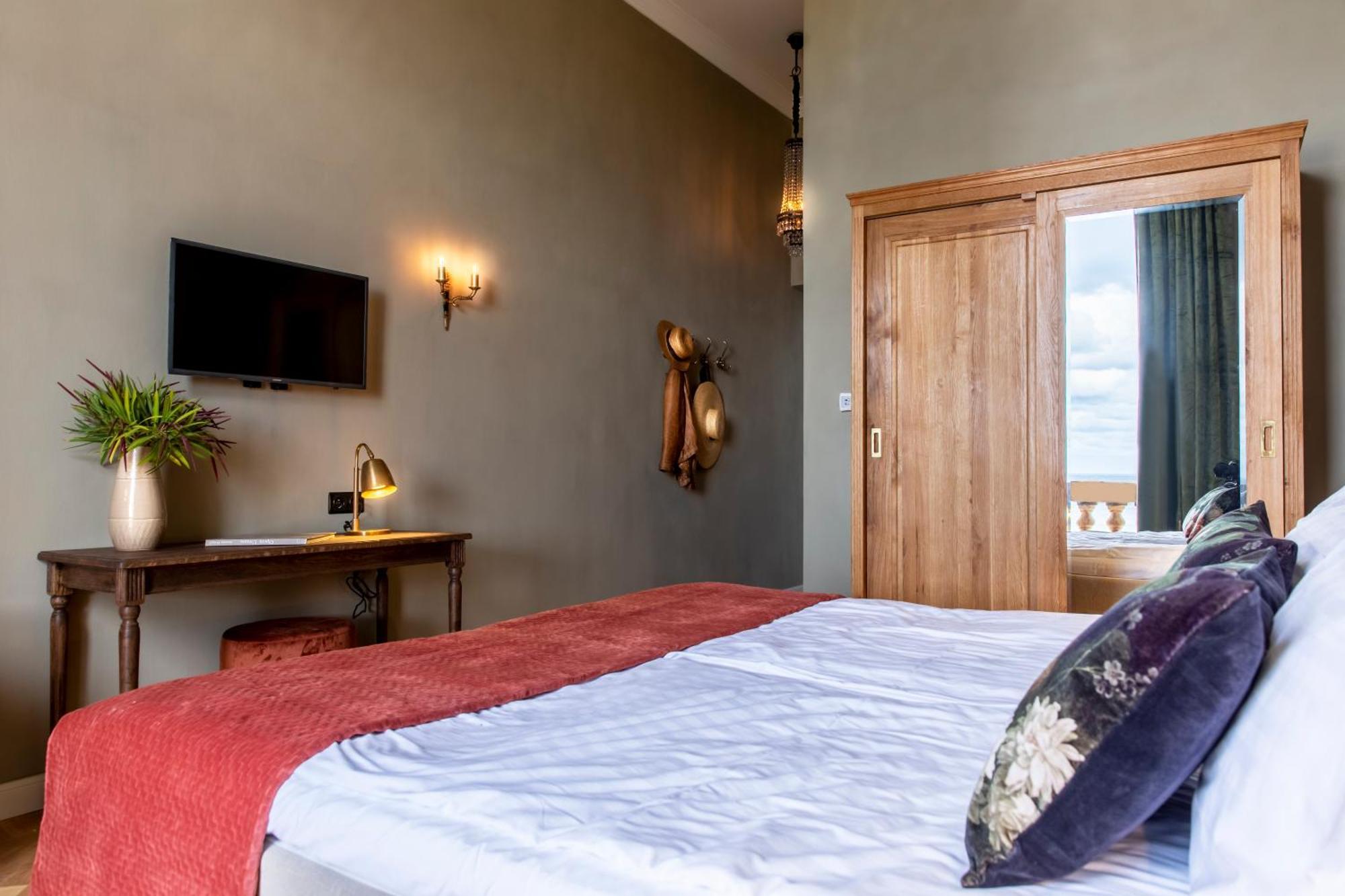 Langley Resort Napoléon Bonaparte LʼÎle-Rousse Szoba fotó